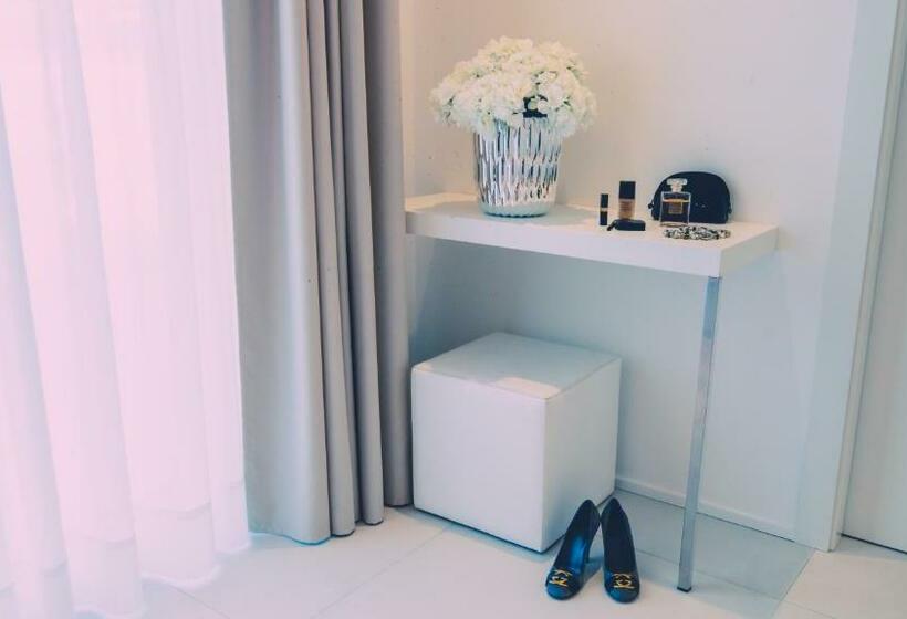 سوییت, Siracusa Luxury Apartment