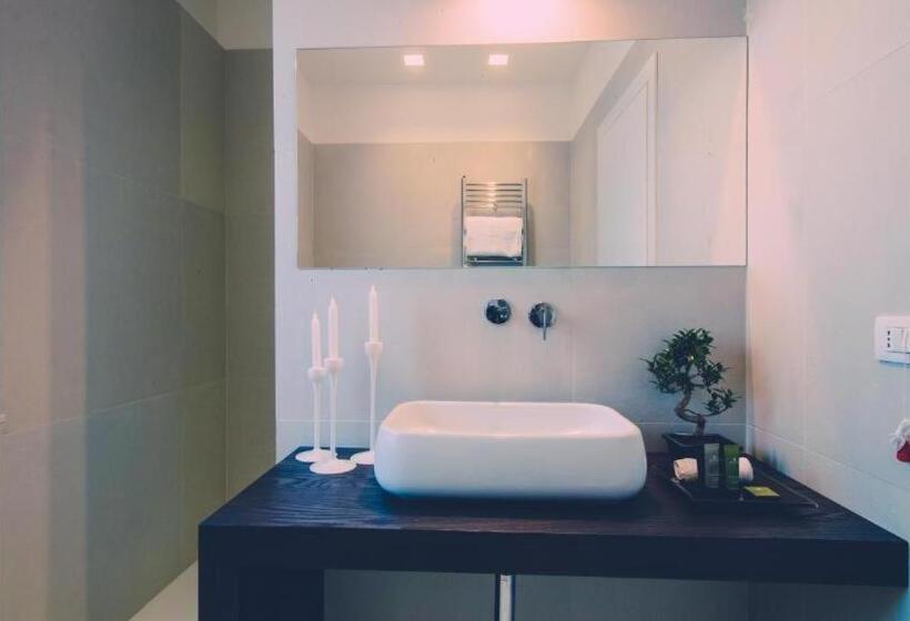 سوییت لوکس, Siracusa Luxury Apartment