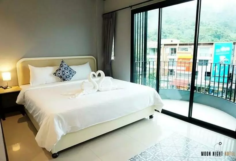 اتاق استاندارد با بالکن, The Moon Night Ao Nang