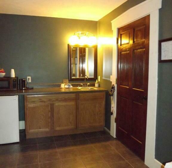 身障者適用スタンダードルーム, William Watson