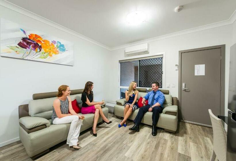 شقة غرفة واحدة, Athena Motel Apartments