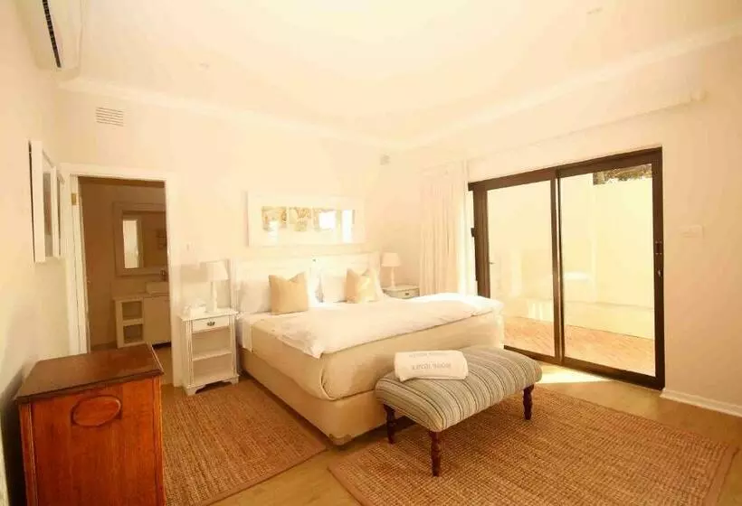 اتاق اساندارد با چشمانداز جانبی به دریا, Fairlight Beach House