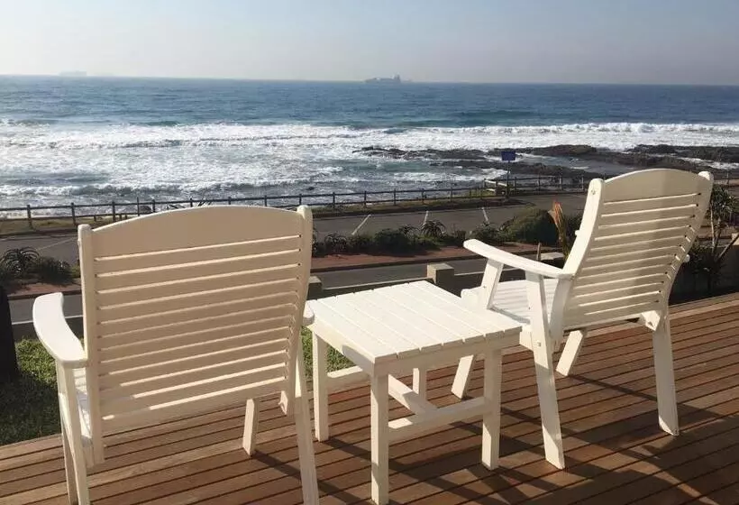 اتاق لوکس با چشمانداز دریا, Fairlight Beach House