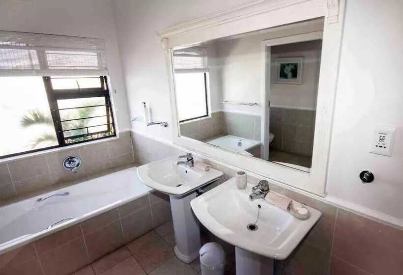 اتاق سوپریور با چشمانداز دریا, Fairlight Beach House