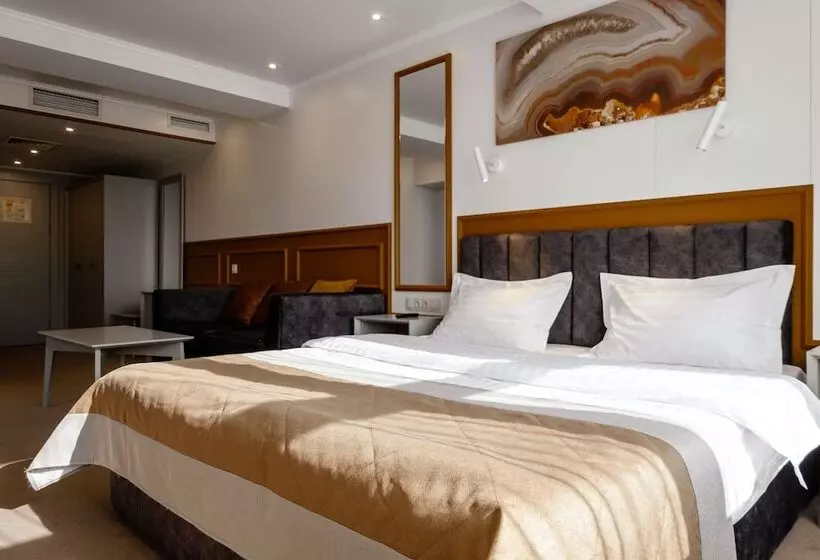 استودیوی استاندارد, Boutique Hotel Khabarovsk City