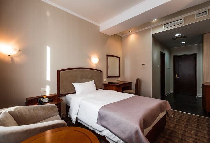 اتاق استاندارد یک نفره, Boutique Hotel Khabarovsk City