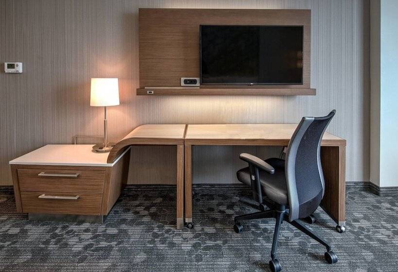 غرفة قياسية لذوى الاحتياجات الخاصة, Courtyard By Marriott Kansas City Downtown/convention Center