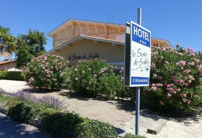 Standard Kolmen Hengen Huone, Le Grain De Sable