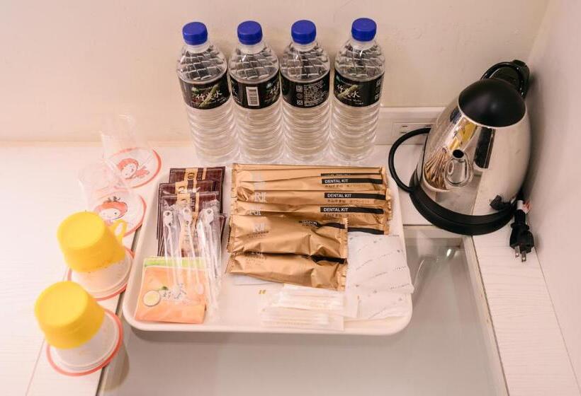 اتاق استاندارد چهار تخته, Persimmon