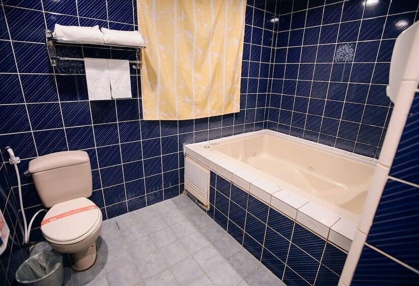 اتاق لوکس, Persimmon