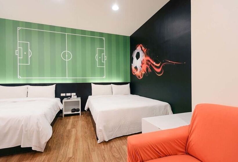 اتاق استاندارد چهار تخته, Persimmon