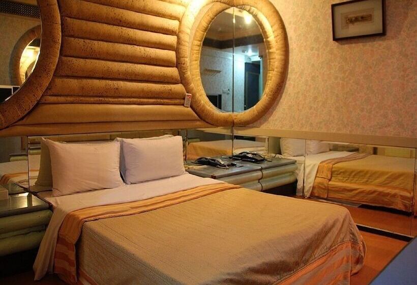 اتاق اکونومی, Persimmon