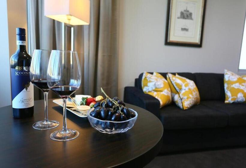 エクゼクティブスイート, Springfield Lakes Boutique