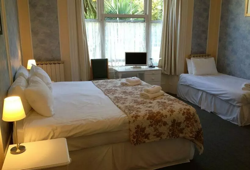 Perhehuone, Grisnoir Guest House