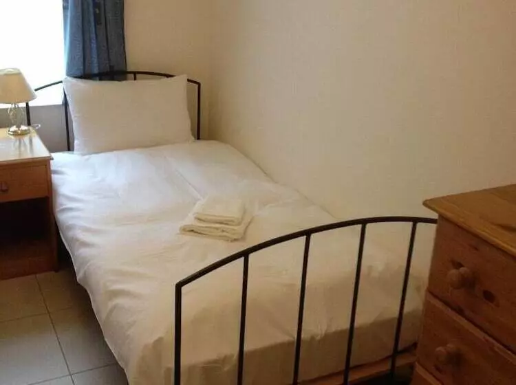 Standard Yhden Hengen Huone, Grisnoir Guest House
