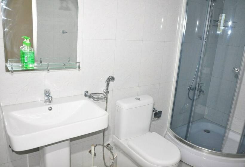 标准间, Sugandi Inn