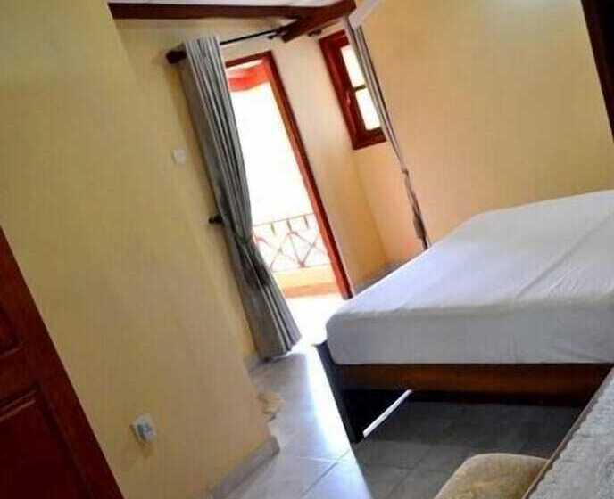 Номер Deluxe, Sugandi Inn