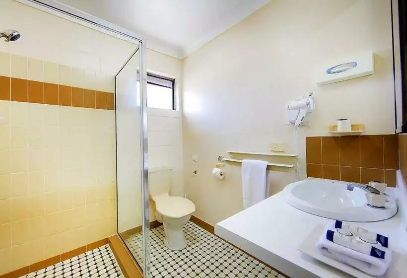 Standard Yhden Hengen Huone, Raintree Motel