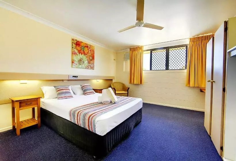 Standard Yhden Hengen Huone, Raintree Motel