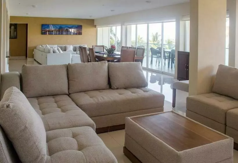 ４ベッドルームアパートメント, Suites Costa Dorada