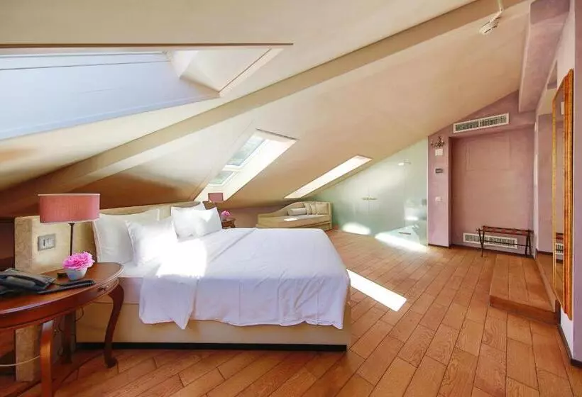スイート, Boutique & Business Hotel La Tureta