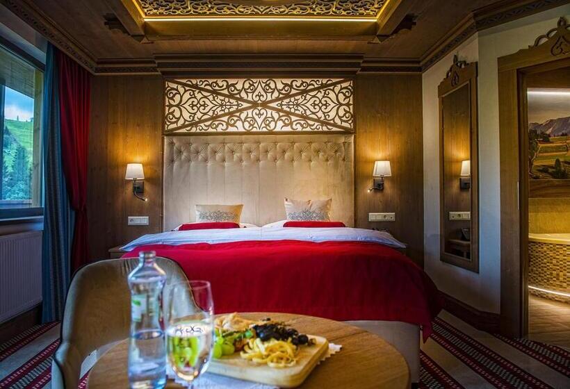 Люкс Семейный 2 Спальни, Grand Hotel Bachledka Strachan