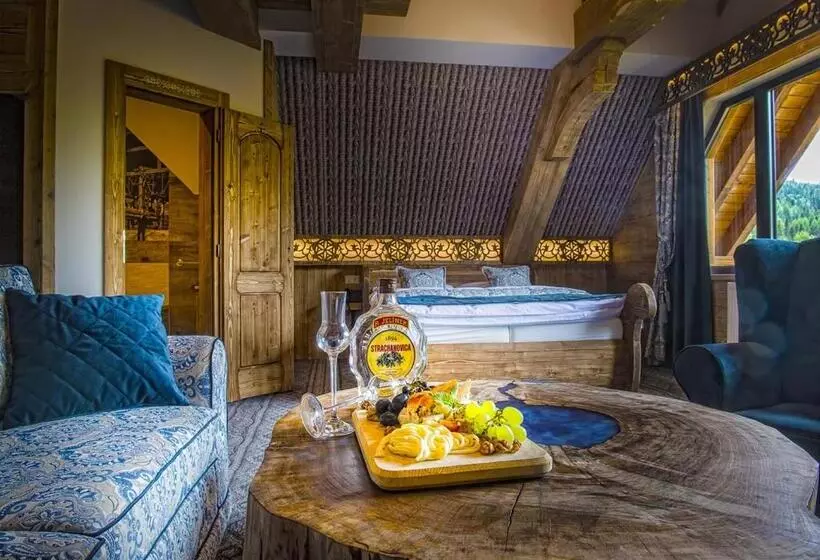 سوئیت با وان آب گرم, Grand Hotel Bachledka Strachan
