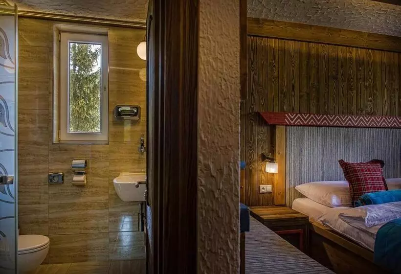 اتاق استاندارد با بالکن, Grand Hotel Bachledka Strachan