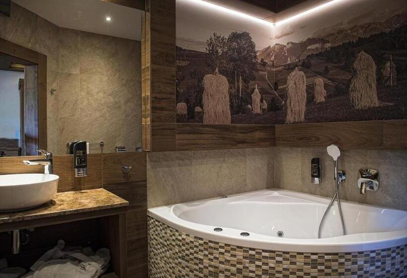 Люкс Семейный 2 Спальни, Grand Hotel Bachledka Strachan