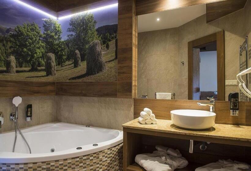 Люкс Семейный 2 Спальни, Grand Hotel Bachledka Strachan