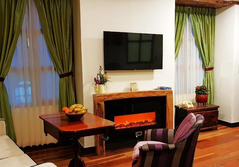 이그제큐티브 룸, Grand Sapphire Hotel & Banqueting