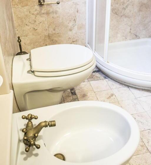 Junior Suite, Classensis