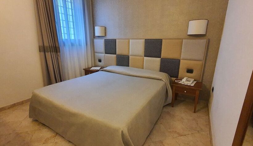 Habitación Comfort, Classensis