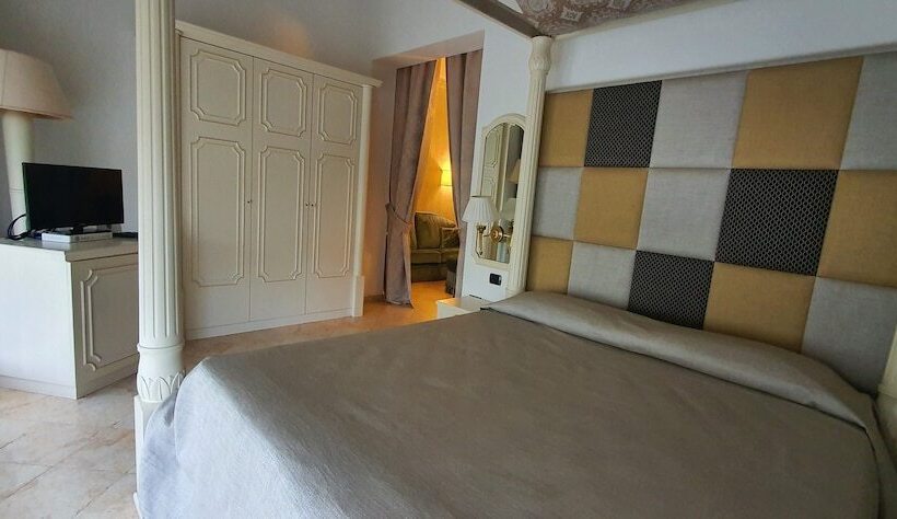 Junior Suite, Classensis