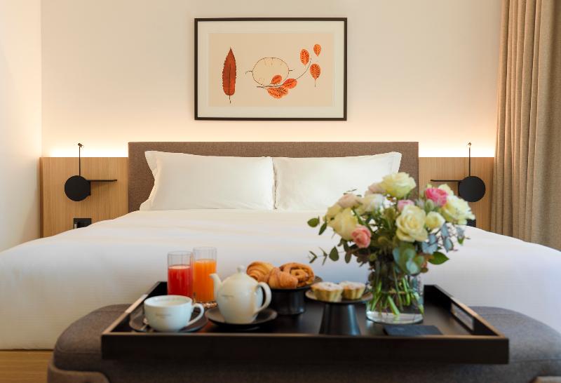 标准单人间, Le Fucine