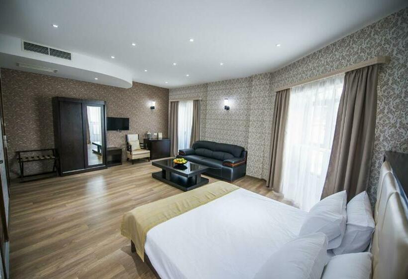 سوییت, Tbilisi Inn
