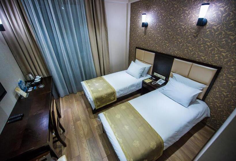اتاق استاندارد در طبقه همکف, Tbilisi Inn