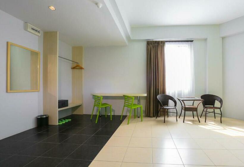 اتاق لوکس خانوادگی, Temasek