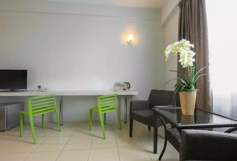 Quarto Familiar Deluxe, Temasek