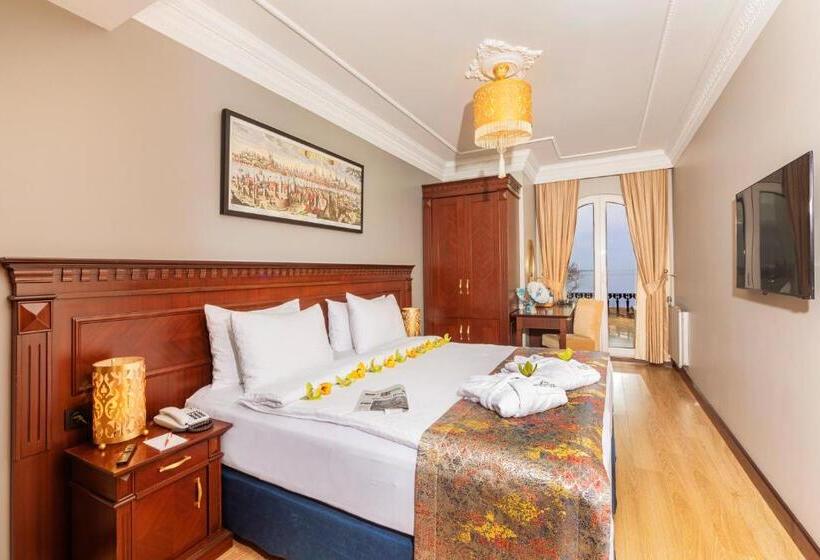 オーシャンビューデラックスルーム, The Magnaura Palace