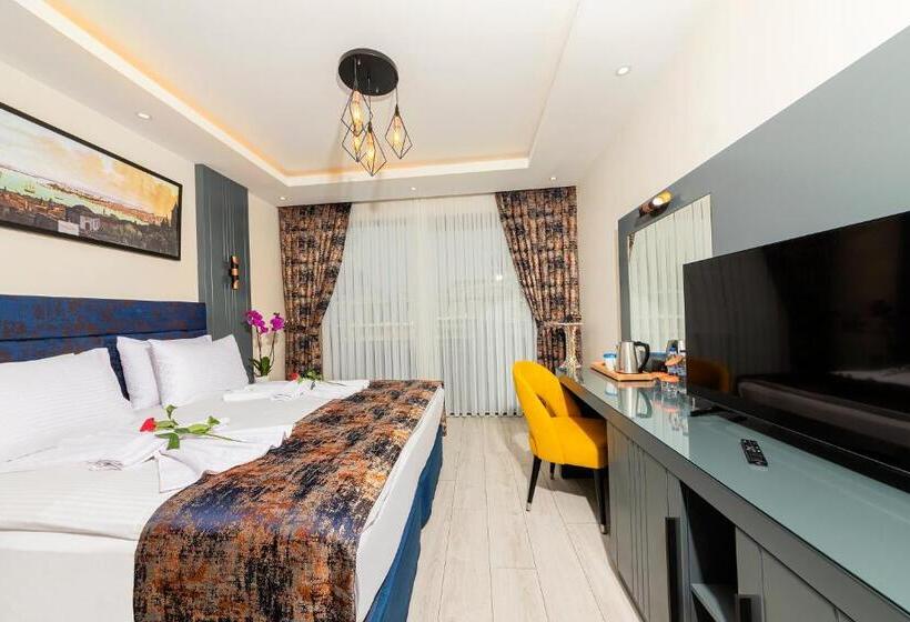 オーシャンビュースーペリアールーム, The Magnaura Palace