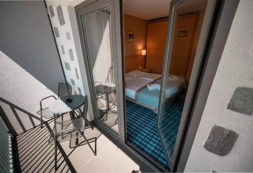 اتاق استاندارد, Wellness Hotel Montis