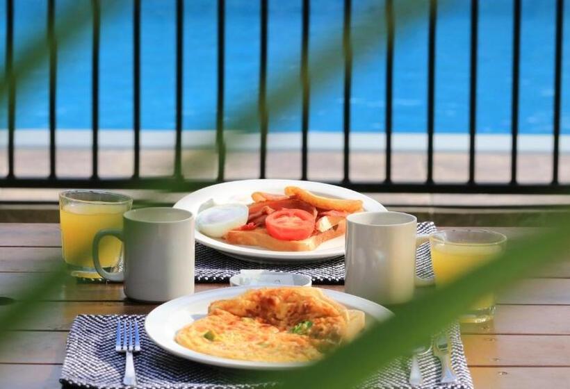اتاق خانوادگی, Heritage River Motor Inn