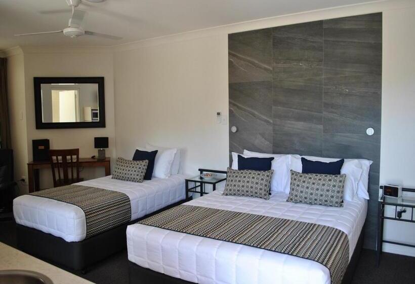 اتاق لوکس با بالکن, Heritage River Motor Inn