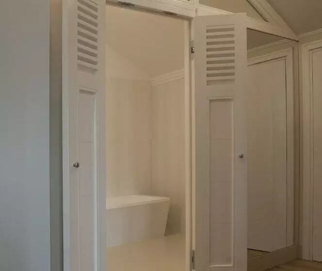 バルコニー付き１ベッドルームアパートメント, Baltica Residence