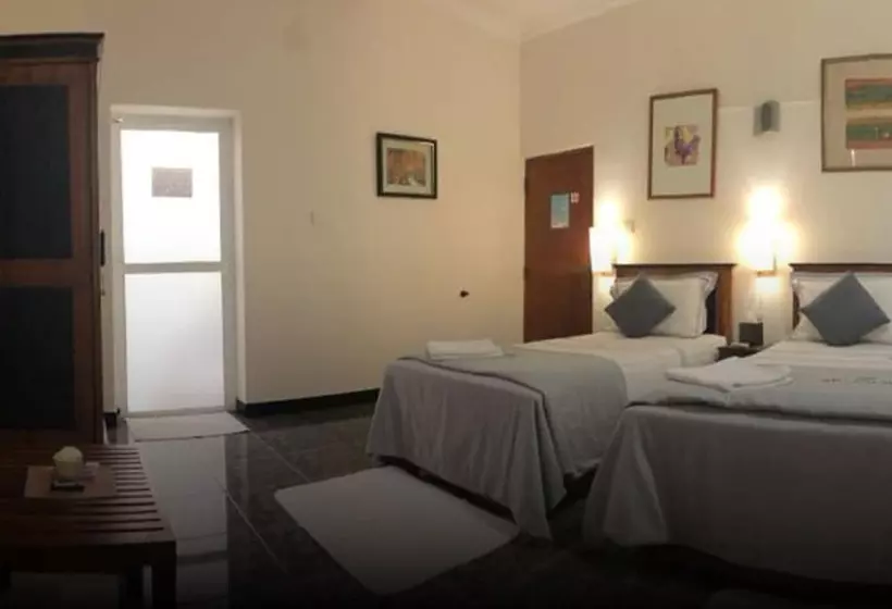 3 Bett Deluxe Zimmer, West Dene