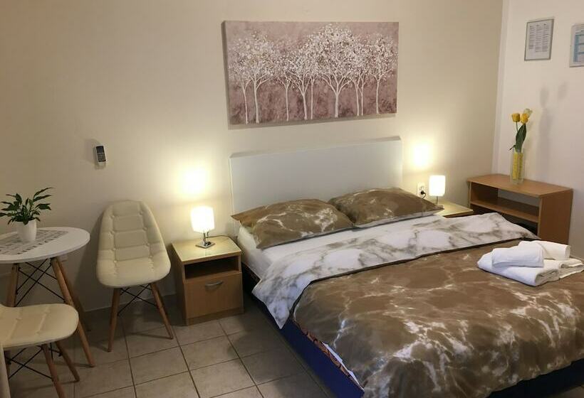 Студия Стандарт Вид на Море, Apartments & Rooms Petra