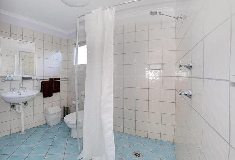 Семейный Номер, Bali Hi Motel