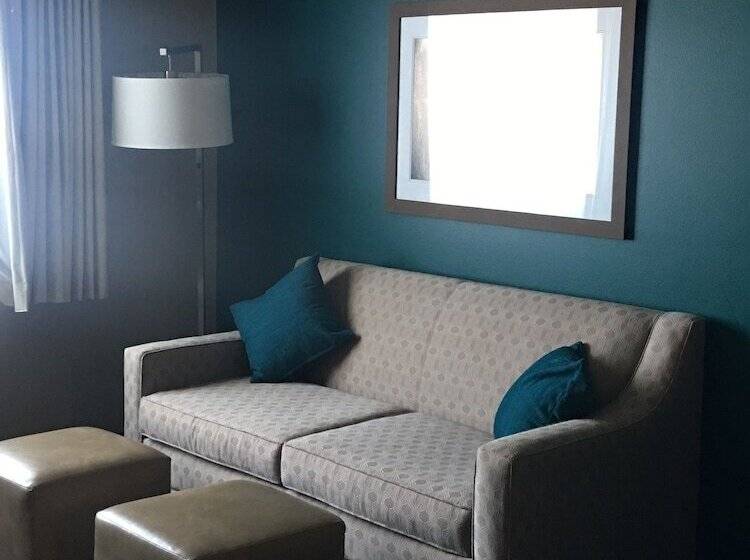 Люкс Адаптированный для Инвалидов, Grandstay Hotel & Suites Valley City