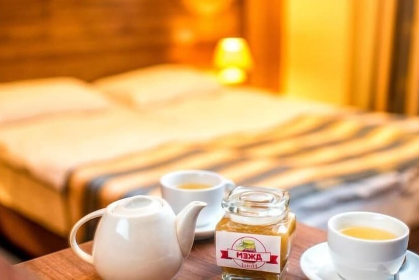 غرفة قياسية, Lviv Central Jam